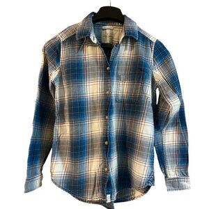 American Eagle Outfitters Blue and White Checkered Flannel Shirt